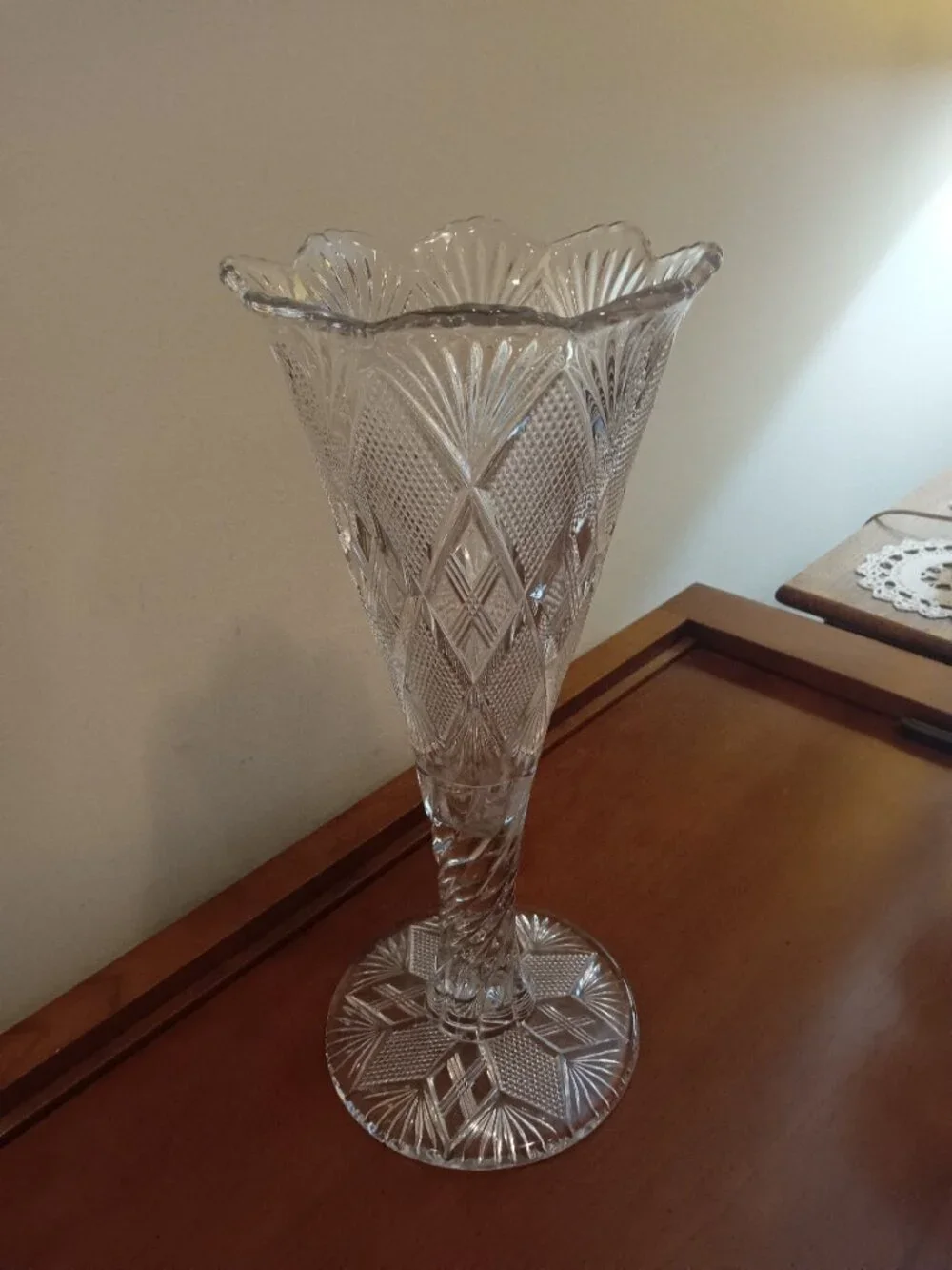 Vintage Elegant Vase American Brilliant Cut Glass 14 1/4